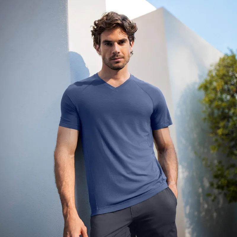 V-neck t-shirt — NATTCOOL™ Confident Men's High